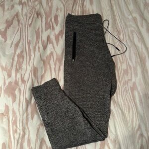 Men’s Lululemon Engineered Warmth Jogger Size M